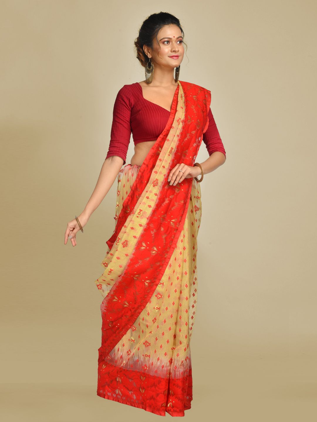 Beige and Red Cotton Blended Hand woven soft Jamdani saree