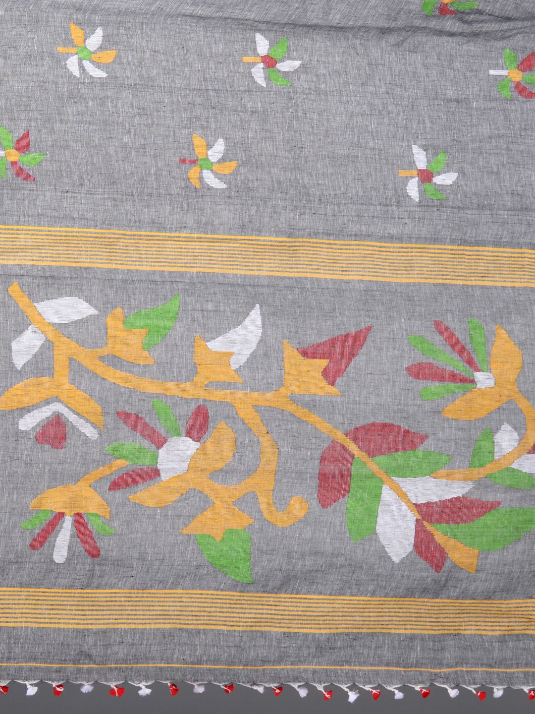 Grey Hand Woven Linen Saree with Jamdani Work in Pallu