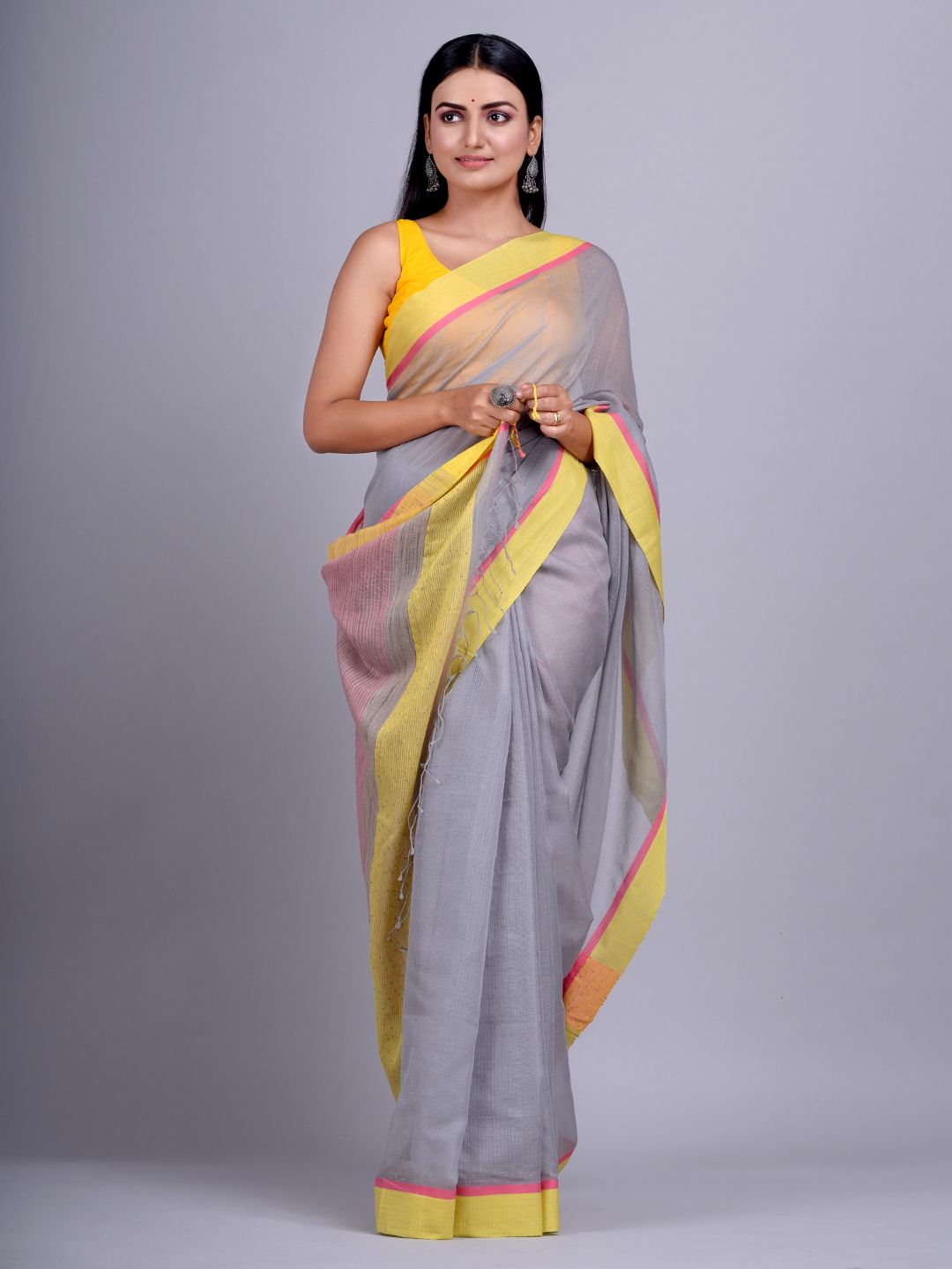 Grey Silk Cotton handwoven saree with gicha in pallu