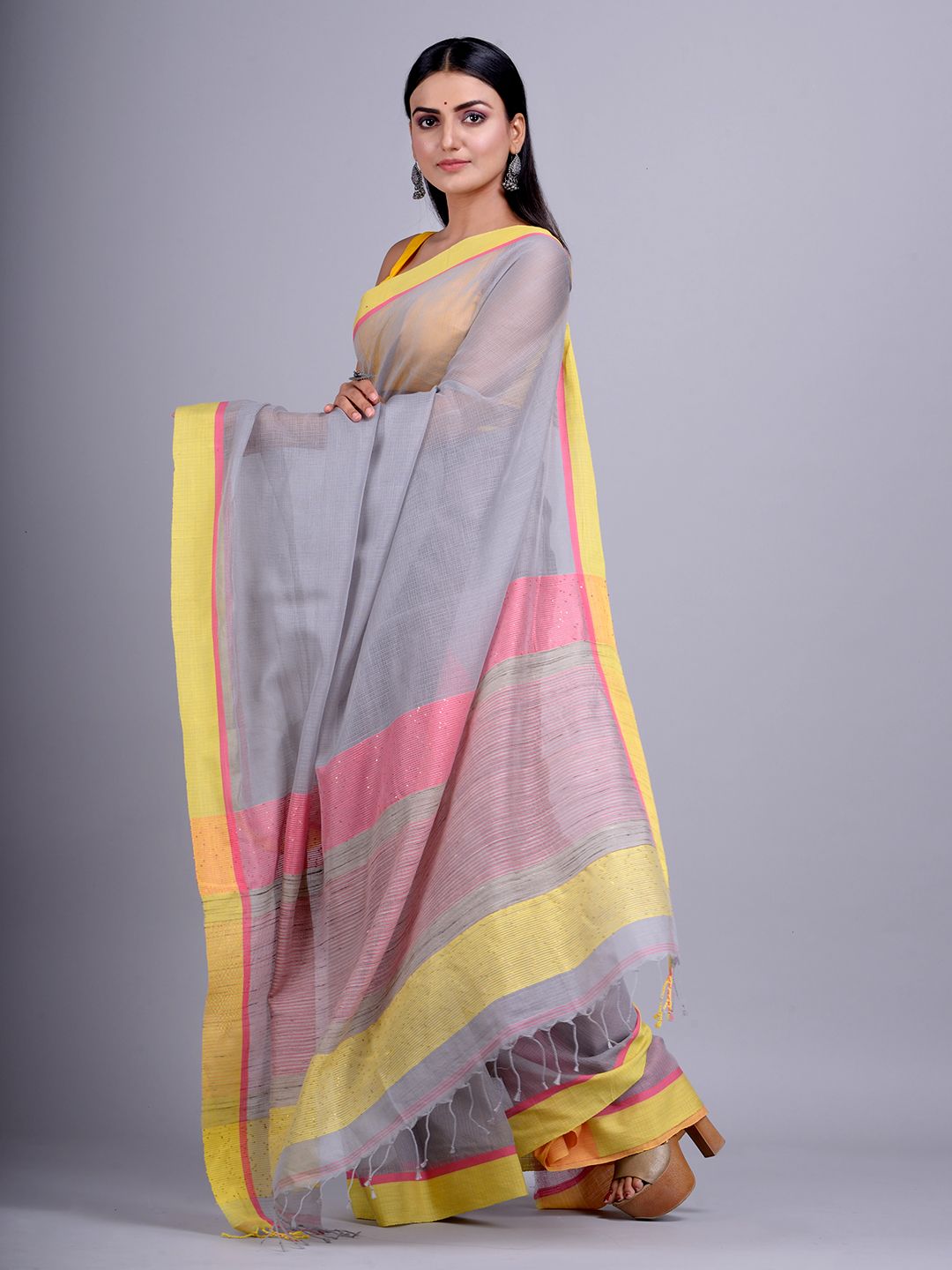 Grey Silk Cotton handwoven saree with gicha in pallu