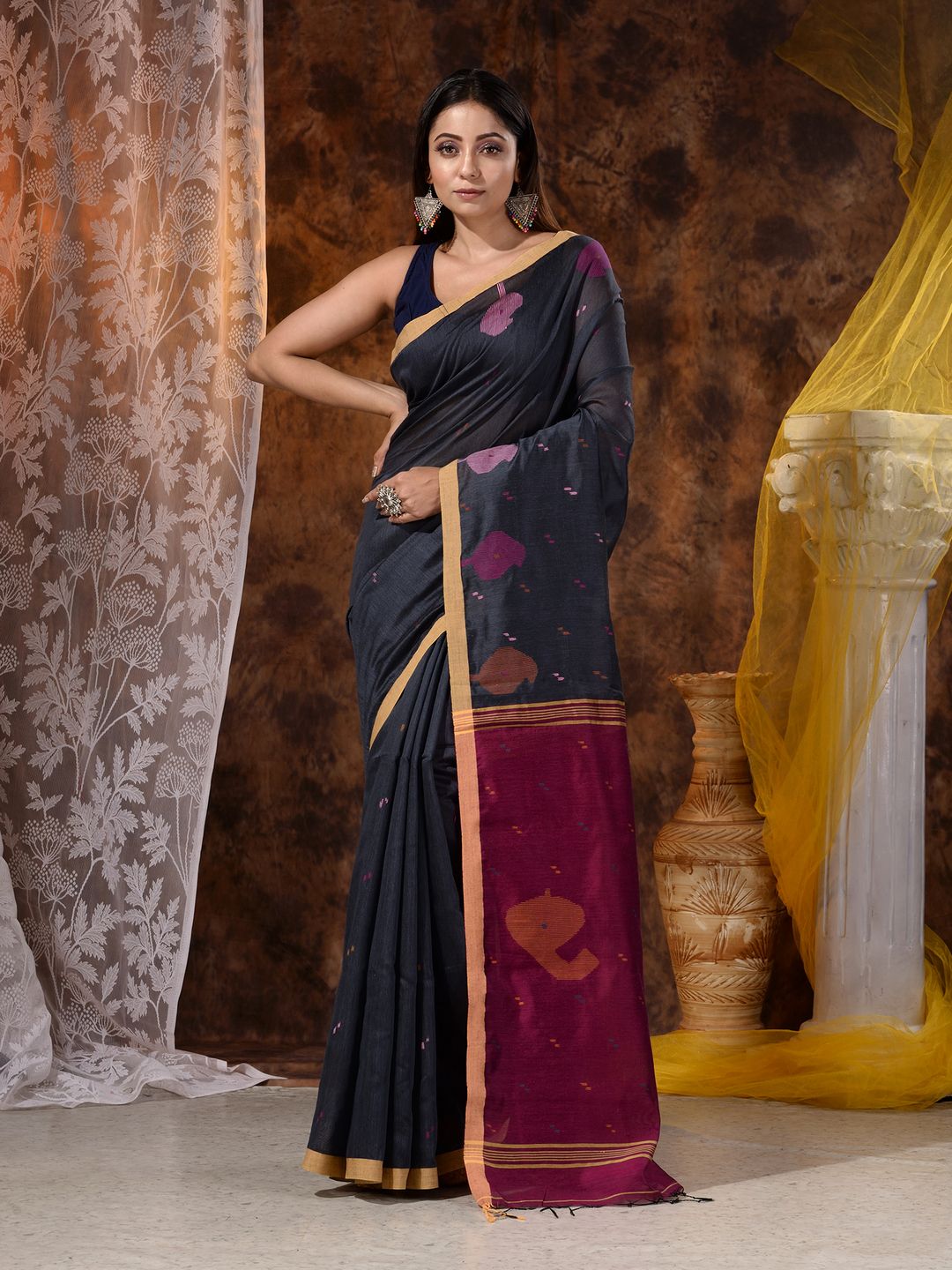 ART SILK AND COTTON HAND WOVEN DHAKAI PATTERN SAREE