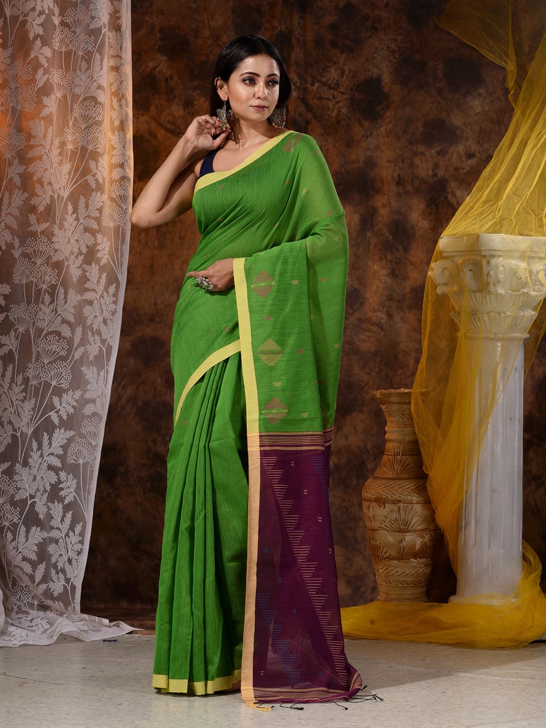 ART SILK AND COTTON BENGAL HANDLOOM DHAKAI BUTI SAREE