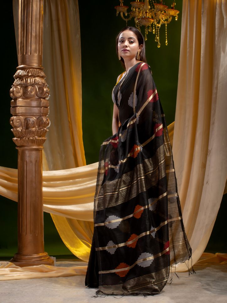SILK AND COTTON HAND WOVEN DHAKAI PATTERN SAREE