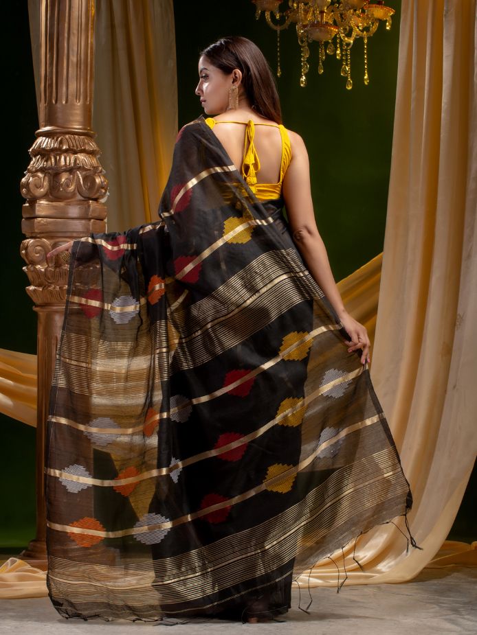 SILK AND COTTON HAND WOVEN DHAKAI PATTERN SAREE
