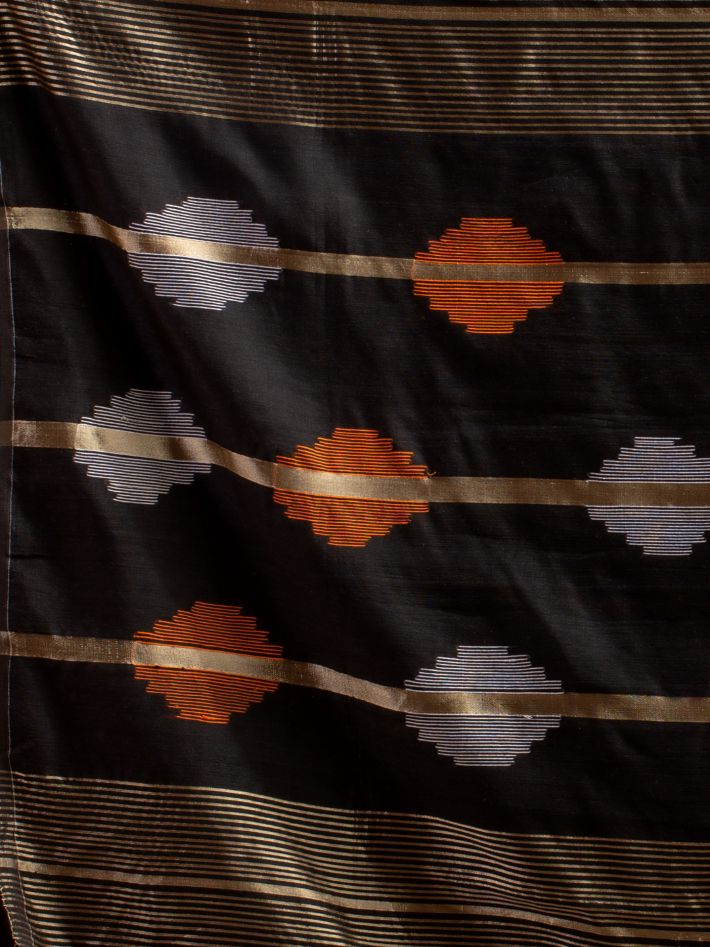 SILK AND COTTON HAND WOVEN DHAKAI PATTERN SAREE