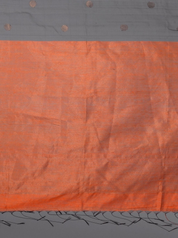 Black and Orange Hand Woven Matka Silk  Saree 2