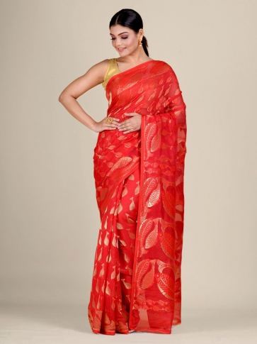 Red and Golden Silk Cotton handwoven soft Jamdani saree with fish motiff in pallu