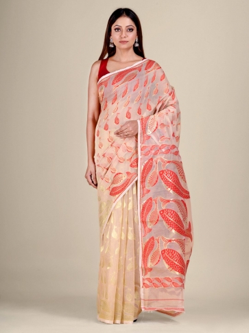 Beige and Golden Silk Cotton handwoven soft Jamdani saree with fish motiff in pallu
