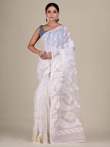 White and Golden Silk Cotton handwoven soft Jamdani saree with fish motiff in pallu