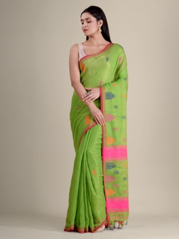 Light Green soft Cotton handwoven saree with temple border 1