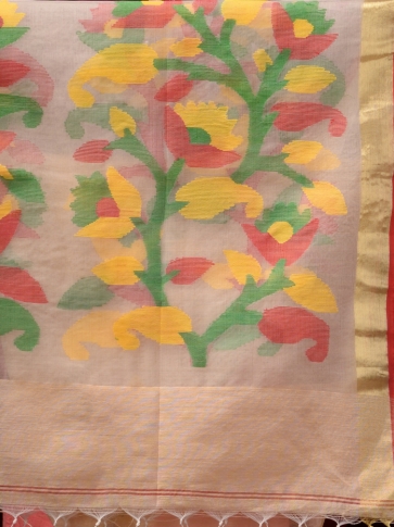 Beige Matka Silk Handwoven Jamdani Work Saree 2