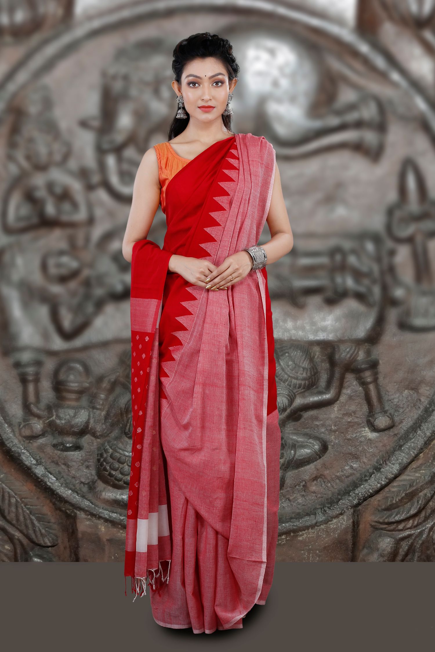 Bicolor Bengal Hand Woven Saree With Woven Pallu